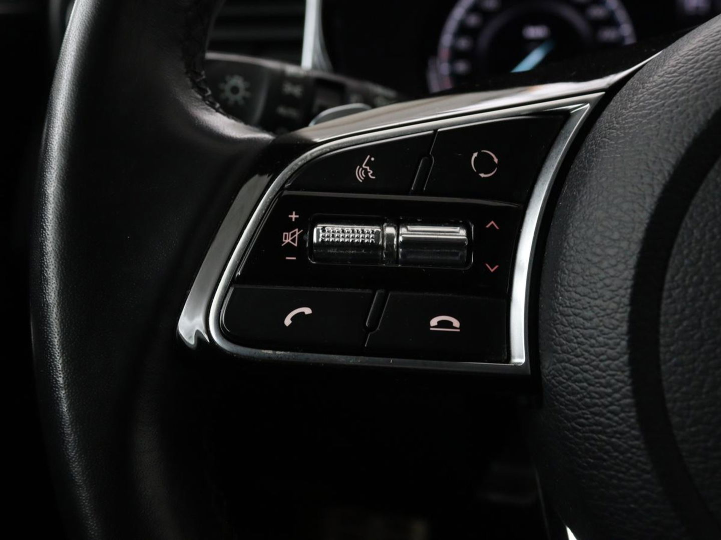 Kia Ceed 1.6 GDI PHEV DynamicPlusLine | Panoramadak | Cruise control | Climate control | Carplay | Elektrische achterklep | Dealer onderhouden