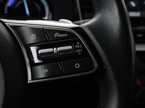 Kia Ceed 1.6 GDI PHEV DynamicPlusLine | Panoramadak | Cruise control | Climate control | Carplay | Elektrische achterklep | Dealer onderhouden