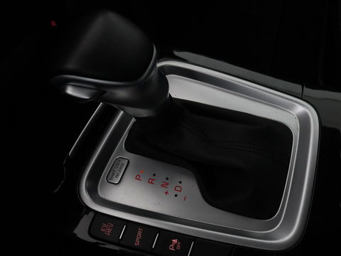 Kia Ceed 1.6 GDI PHEV DynamicPlusLine | Panoramadak | Cruise control | Climate control | Carplay | Elektrische achterklep | Dealer onderhouden