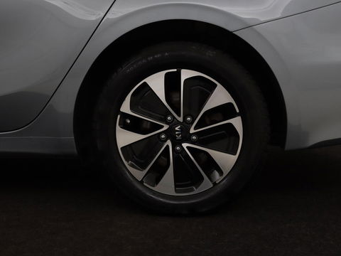 Kia Ceed 1.6 GDI PHEV DynamicPlusLine | Panoramadak | Cruise control | Climate control | Carplay | Elektrische achterklep | Dealer onderhouden