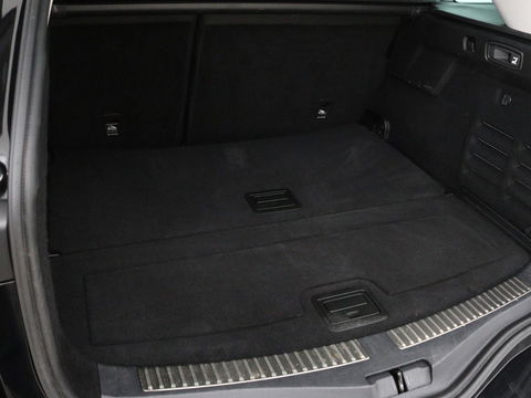Renault Mégane 1.3 TCe Bns Ed. One | Leder | Stoel & Stuurverwarming | Trekhaak | Head-up | Adaptive cruise | Camera | BOSE | Climate control