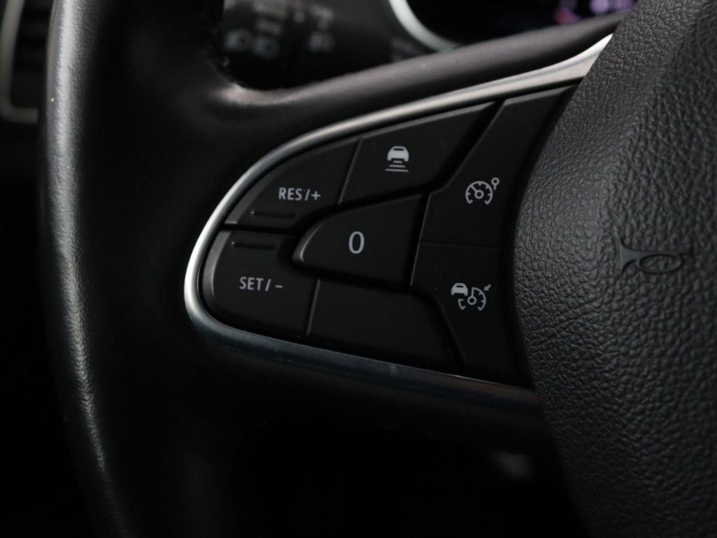 Renault Mégane 1.3 TCe Bns Ed. One | Leder | Stoel & Stuurverwarming | Trekhaak | Head-up | Adaptive cruise | Camera | BOSE | Climate control