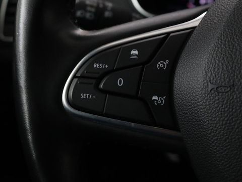 Renault Mégane 1.3 TCe Bns Ed. One | Leder | Stoel & Stuurverwarming | Trekhaak | Head-up | Adaptive cruise | Camera | BOSE | Climate control