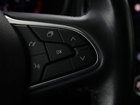 Renault Mégane 1.3 TCe Bns Ed. One | Leder | Stoel & Stuurverwarming | Trekhaak | Head-up | Adaptive cruise | Camera | BOSE | Climate control