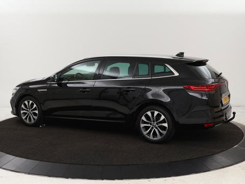 Renault Mégane 1.3 TCe Bns Ed. One | Leder | Stoel & Stuurverwarming | Trekhaak | Head-up | Adaptive cruise | Camera | BOSE | Climate control