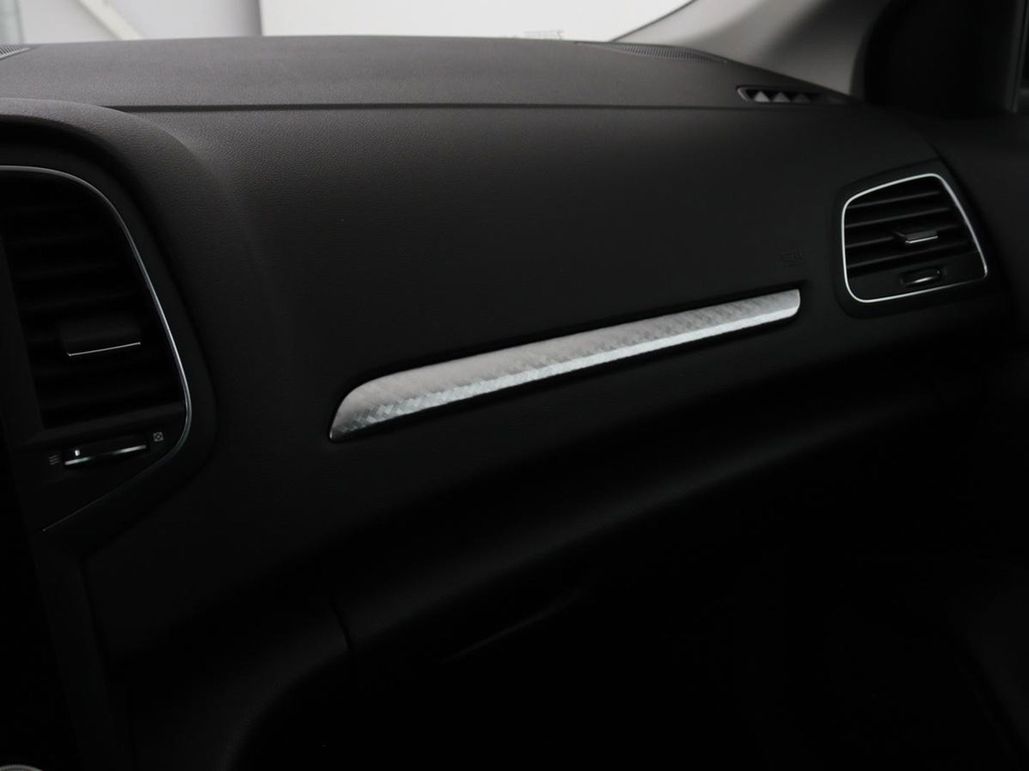 Renault Mégane 1.3 TCe Bns Ed. One | Leder | Stoel & Stuurverwarming | Trekhaak | Head-up | Adaptive cruise | Camera | BOSE | Climate control