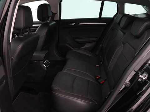 Renault Mégane 1.3 TCe Bns Ed. One | Leder | Stoel & Stuurverwarming | Trekhaak | Head-up | Adaptive cruise | Camera | BOSE | Climate control