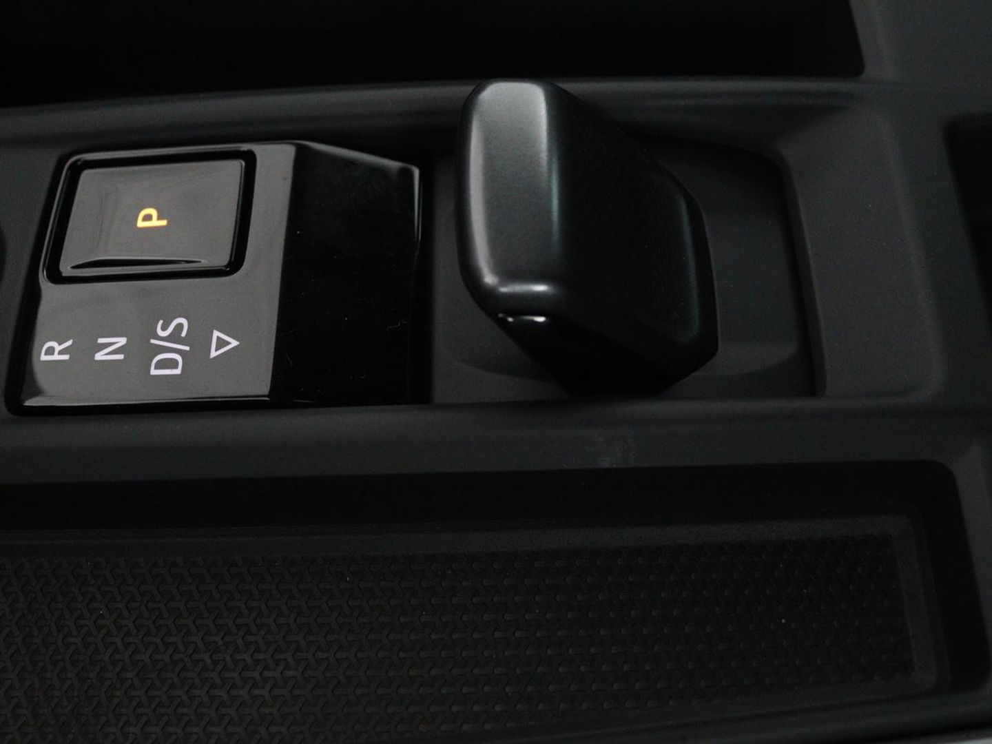 CUPRA Leon 1.4 e-Hybrid VZ Business | Camera | Stoel & Stuurverwarming | Adaptive cruise | Carplay | Elektrische achterklep | Trekhaak
