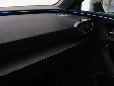 CUPRA Leon 1.4 e-Hybrid VZ Business | Camera | Stoel & Stuurverwarming | Adaptive cruise | Carplay | Elektrische achterklep | Trekhaak