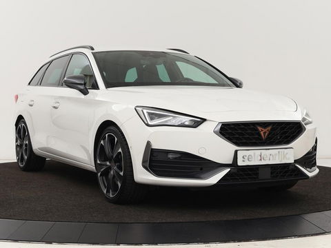 CUPRA Leon 1.4 e-Hybrid VZ Business | Camera | Stoel & Stuurverwarming | Adaptive cruise | Carplay | Elektrische achterklep | Trekhaak