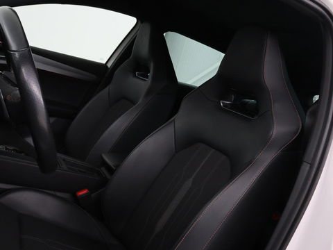 CUPRA Leon 1.4 e-Hybrid VZ Business | Camera | Stoel & Stuurverwarming | Adaptive cruise | Carplay | Elektrische achterklep | Trekhaak