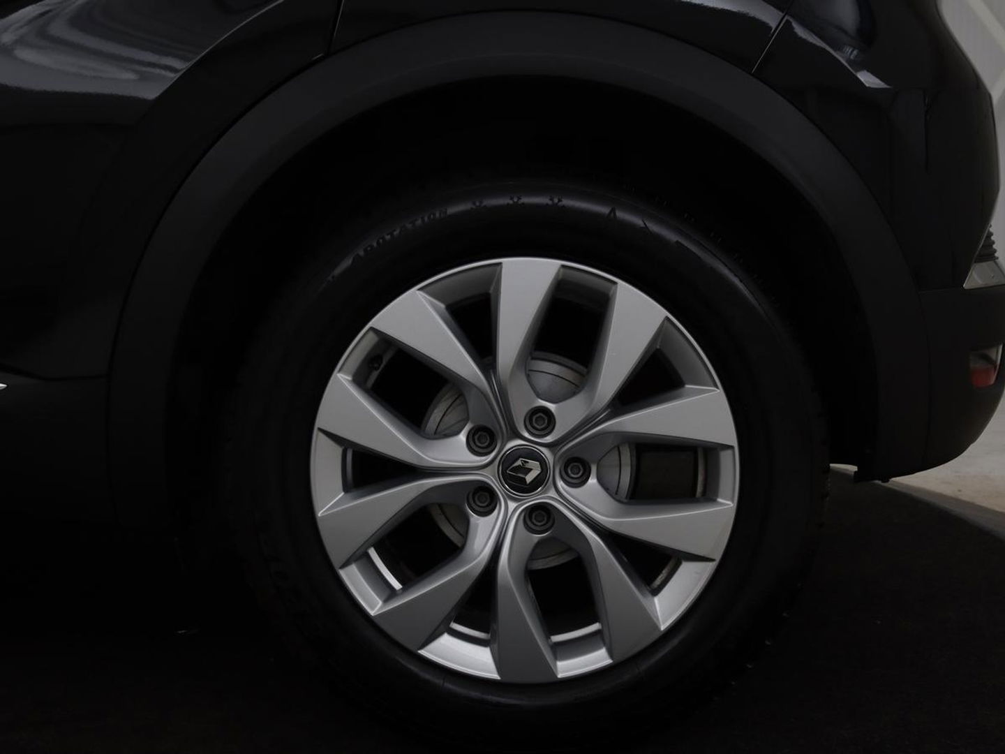 Renault Captur 1.0 TCe Intens | Panoramadak | Camera | Sfeerverlichting | Cruise control | Climate control | LED | LMV 17 inch | Half leder