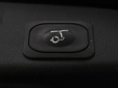 Ford Focus 1.0 EcoBoost Titanium X Business | Automaat | Stoel & Stuurverwarming | Camera | Trekhaak | Adaptive cruise | LED