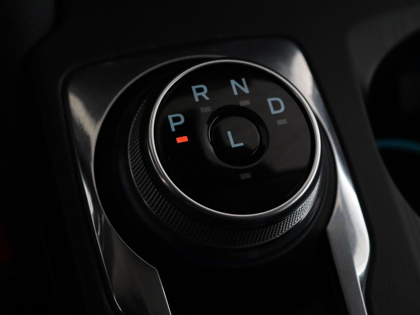 Ford Focus 1.0 EcoBoost Titanium X Business | Automaat | Stoel & Stuurverwarming | Camera | Trekhaak | Adaptive cruise | LED