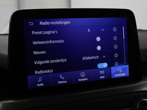 Ford Focus 1.0 EcoBoost Titanium X Business | Automaat | Stoel & Stuurverwarming | Camera | Trekhaak | Adaptive cruise | LED