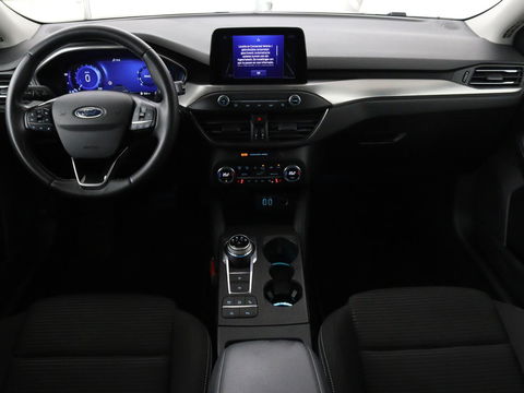 Ford Focus 1.0 EcoBoost Titanium X Business | Automaat | Stoel & Stuurverwarming | Camera | Trekhaak | Adaptive cruise | LED