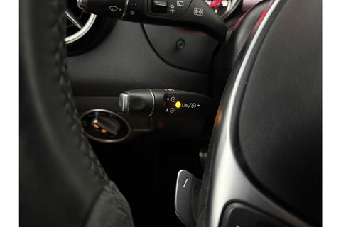 Mercedes-Benz CLA-Klasse 180 AMG LED Clima Cruise Navigatie Parkeersensoren 18"LMV