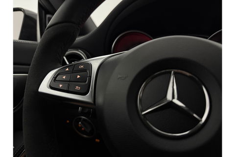 Mercedes-Benz CLA-Klasse 180 AMG LED Clima Cruise Navigatie Parkeersensoren 18"LMV