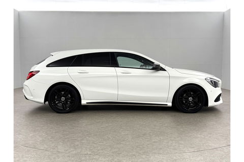 Mercedes-Benz CLA-Klasse 180 AMG LED Clima Cruise Navigatie Parkeersensoren 18"LMV