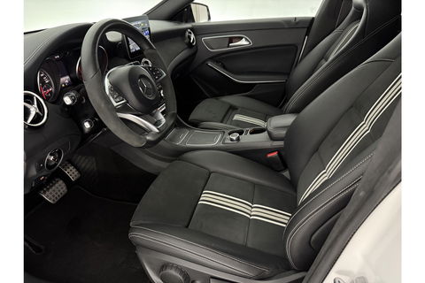 Mercedes-Benz CLA-Klasse 180 AMG LED Clima Cruise Navigatie Parkeersensoren 18"LMV