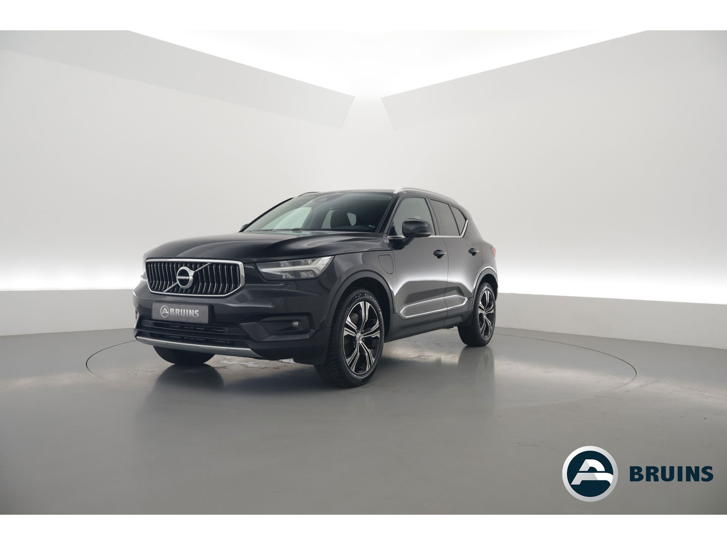 Volvo XC40 T5 Recharge Inscription Expression | Trekhaak | Pilot Assist | ACC | Camera | Stoel + stuurverw. |