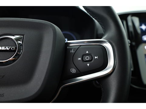 Volvo XC40 T5 Recharge Inscription Expression | Trekhaak | Pilot Assist | ACC | Camera | Stoel + stuurverw. |
