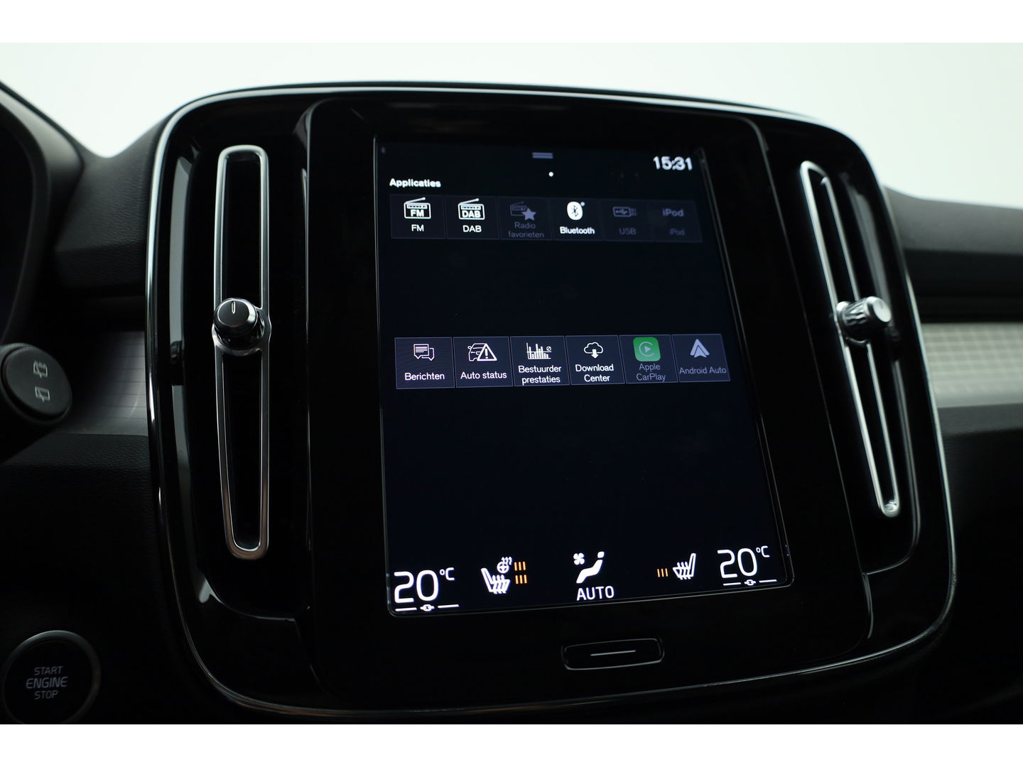 Volvo XC40 T5 Recharge Inscription Expression | Trekhaak | Pilot Assist | ACC | Camera | Stoel + stuurverw. |