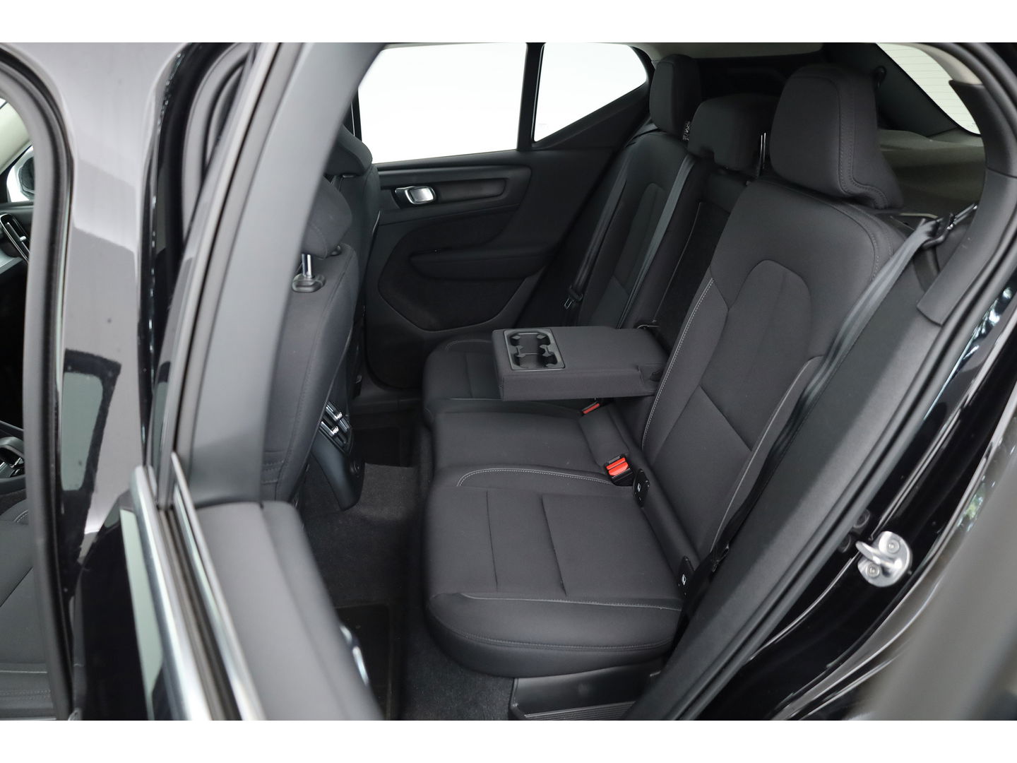 Volvo XC40 T5 Recharge Inscription Expression | Trekhaak | Pilot Assist | ACC | Camera | Stoel + stuurverw. |