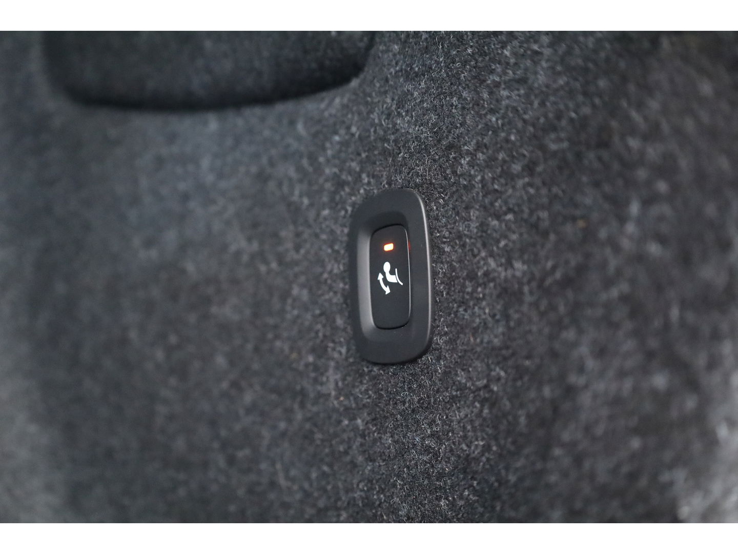 Volvo XC40 T5 Recharge Inscription Expression | Trekhaak | Pilot Assist | ACC | Camera | Stoel + stuurverw. |