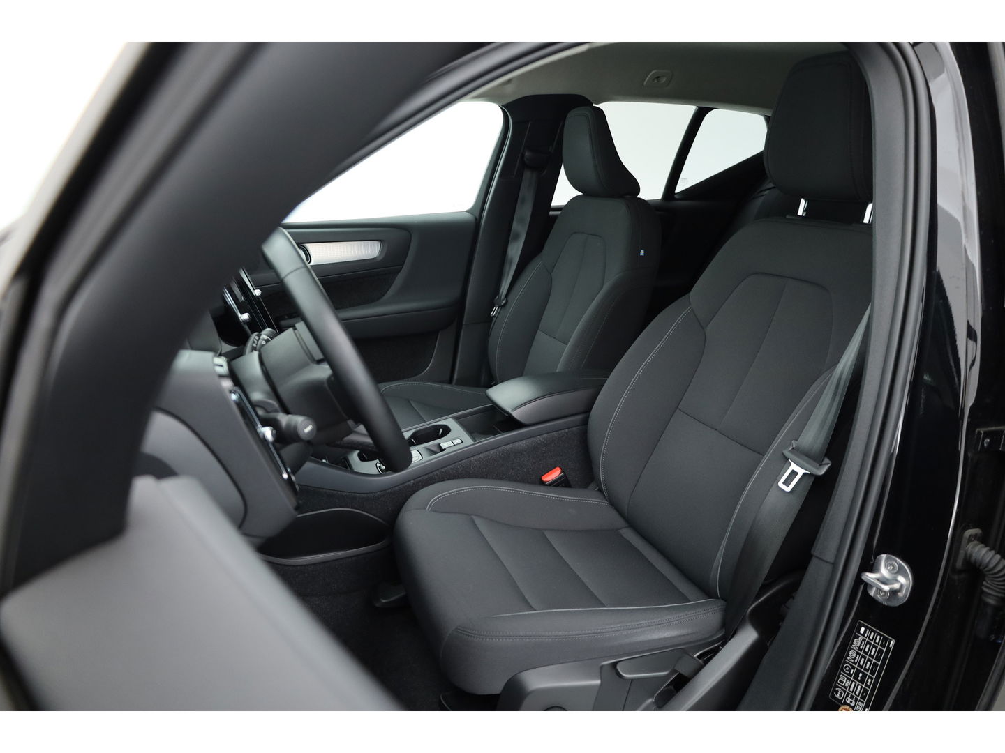 Volvo XC40 T5 Recharge Inscription Expression | Trekhaak | Pilot Assist | ACC | Camera | Stoel + stuurverw. |