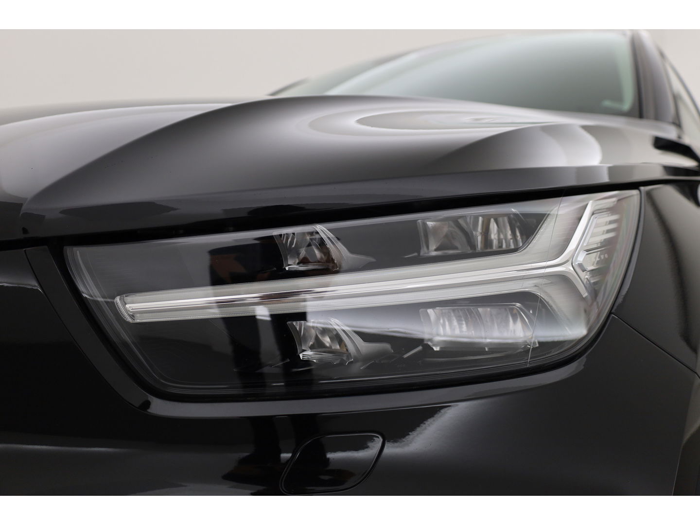 Volvo XC40 T5 Recharge Inscription Expression | Trekhaak | Pilot Assist | ACC | Camera | Stoel + stuurverw. |