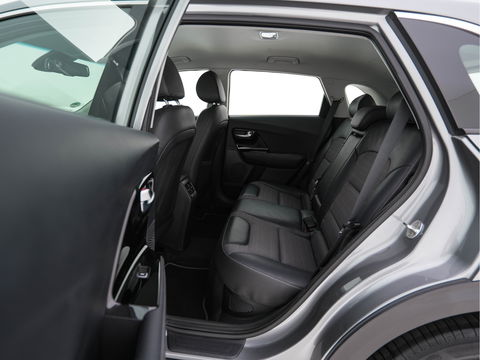 Kia Niro 1.6 GDi Hybrid ExecutiveLine Aut. *LEATHER-FABRIC | NAVI-FULLMAP | KEYLESS | CAMERA | COMFORT-SEATS | DIGI-COCKPIT | LANE-ASSIST | ECC | CARPLAY | PDC | 16''ALU*