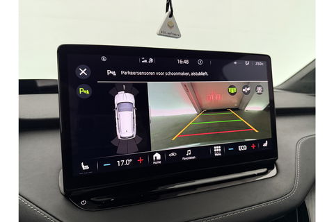 Škoda Enyaq 80 Sportline | ELEKTRISCH | 204PK Pano Sfeer Carplay Head up Display LED Trekhaak Virtual Navi Clima Cruise 21"LMV PDC