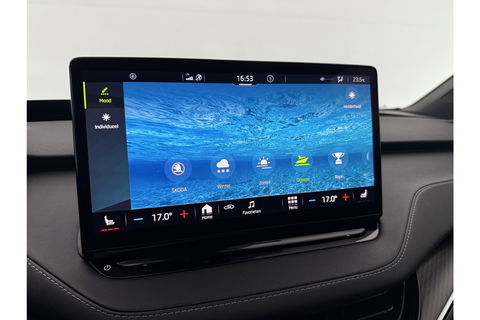 Škoda Enyaq 80 Sportline | ELEKTRISCH | 204PK Pano Sfeer Carplay Head up Display LED Trekhaak Virtual Navi Clima Cruise 21"LMV PDC