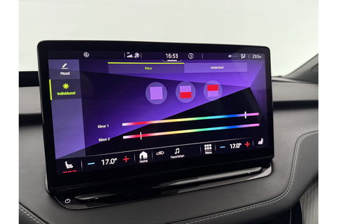 Škoda Enyaq 80 Sportline | ELEKTRISCH | 204PK Pano Sfeer Carplay Head up Display LED Trekhaak Virtual Navi Clima Cruise 21"LMV PDC