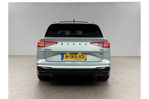 Škoda Enyaq 80 Sportline | ELEKTRISCH | 204PK Pano Sfeer Carplay Head up Display LED Trekhaak Virtual Navi Clima Cruise 21"LMV PDC