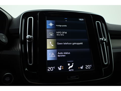 Volvo XC40 1.5 T4 Recharge R-Design | Stoel + stuurverwarming | 20 '' | Camera | Apple Carplay |
