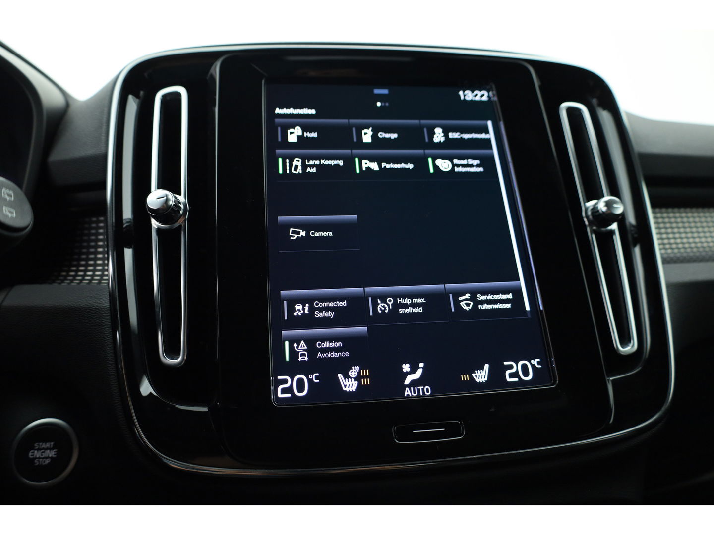 Volvo XC40 1.5 T4 Recharge R-Design | Stoel + stuurverwarming | 20 '' | Camera | Apple Carplay |