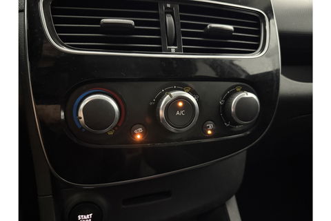 Renault Clio 0.9 TCe Limited Carplay Cruise LED Airco Parkeersensoren 16"LMV