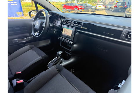 Citroën C3 1.2 PT SHINE AUTOMAAT 110PK AIRCO NAVI PDC-CAMERA CRUISE.