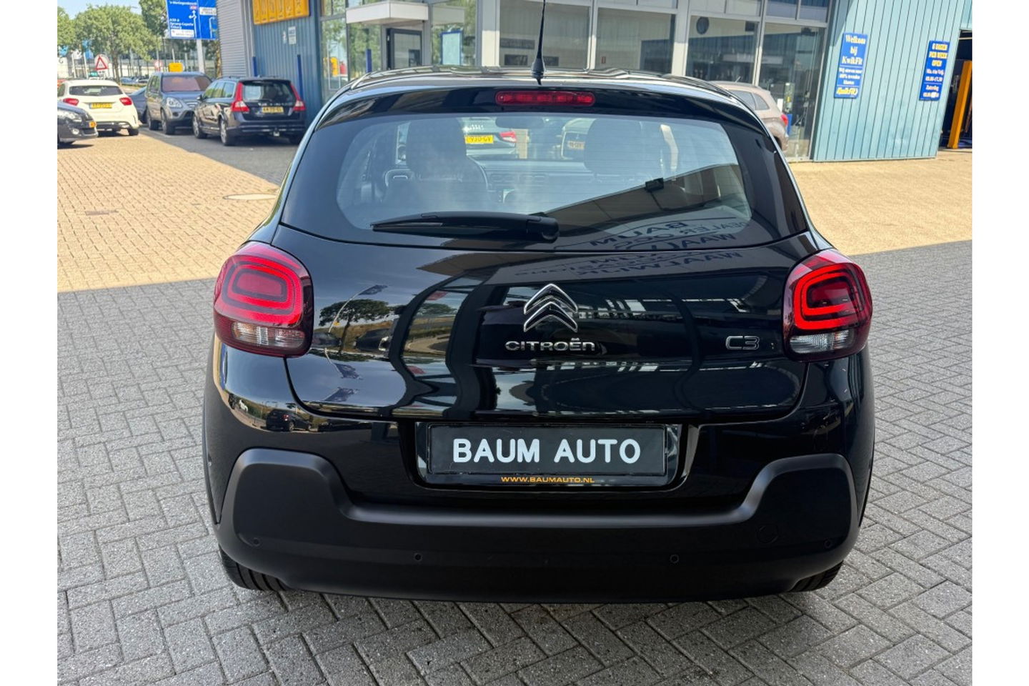 Citroën C3 1.2 PT SHINE AUTOMAAT 110PK AIRCO NAVI PDC-CAMERA CRUISE.