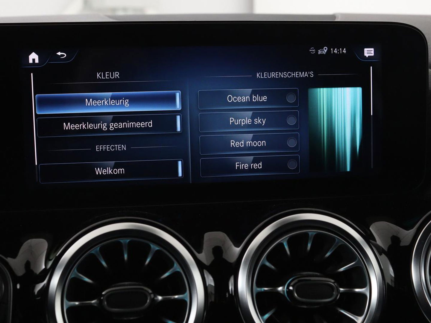 Mercedes-Benz GLA 250 e AMG Luxury | Panoramadak | Stoelverwarming | Sfeerverlichting | Keyless | Widescreen |  LMV 19 inch | Trekhaak wegklapbaar