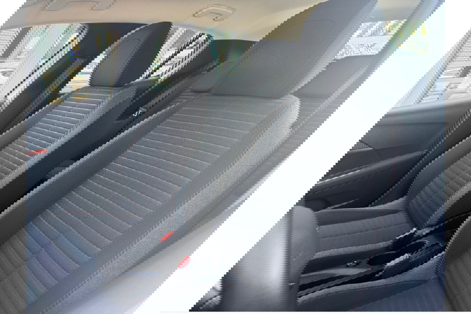 Peugeot 208 1.2 PT ACTIVE PACK AIRCO CRUISE NAVI PDC.