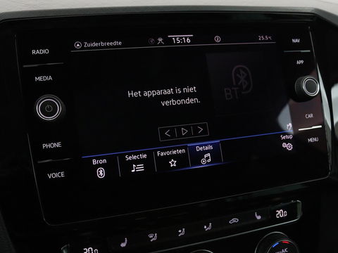 Volkswagen Passat Variant 1.4 TSI PHEV GTE Business | Panoramadak | Massage | Stoelverwarming | Adaptive cruise | Camera | Elektrische achterklep