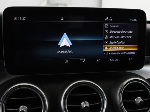 Mercedes-Benz C-Klasse 180 Business Solution AMG | Panoramadak | Leder | Stoelverwarming | Cruise control | 360 Camera | Elektrische achterklep | Carplay | Burmester