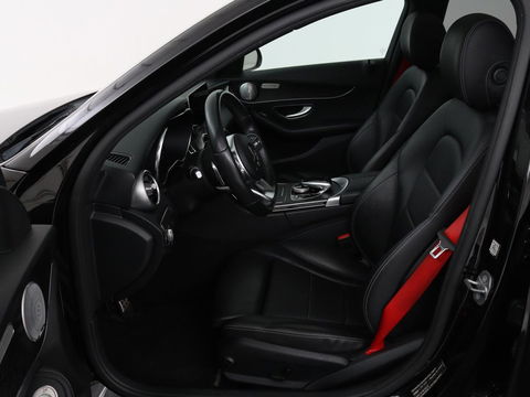 Mercedes-Benz C-Klasse 180 Business Solution AMG | Panoramadak | Leder | Stoelverwarming | Cruise control | 360 Camera | Elektrische achterklep | Carplay | Burmester