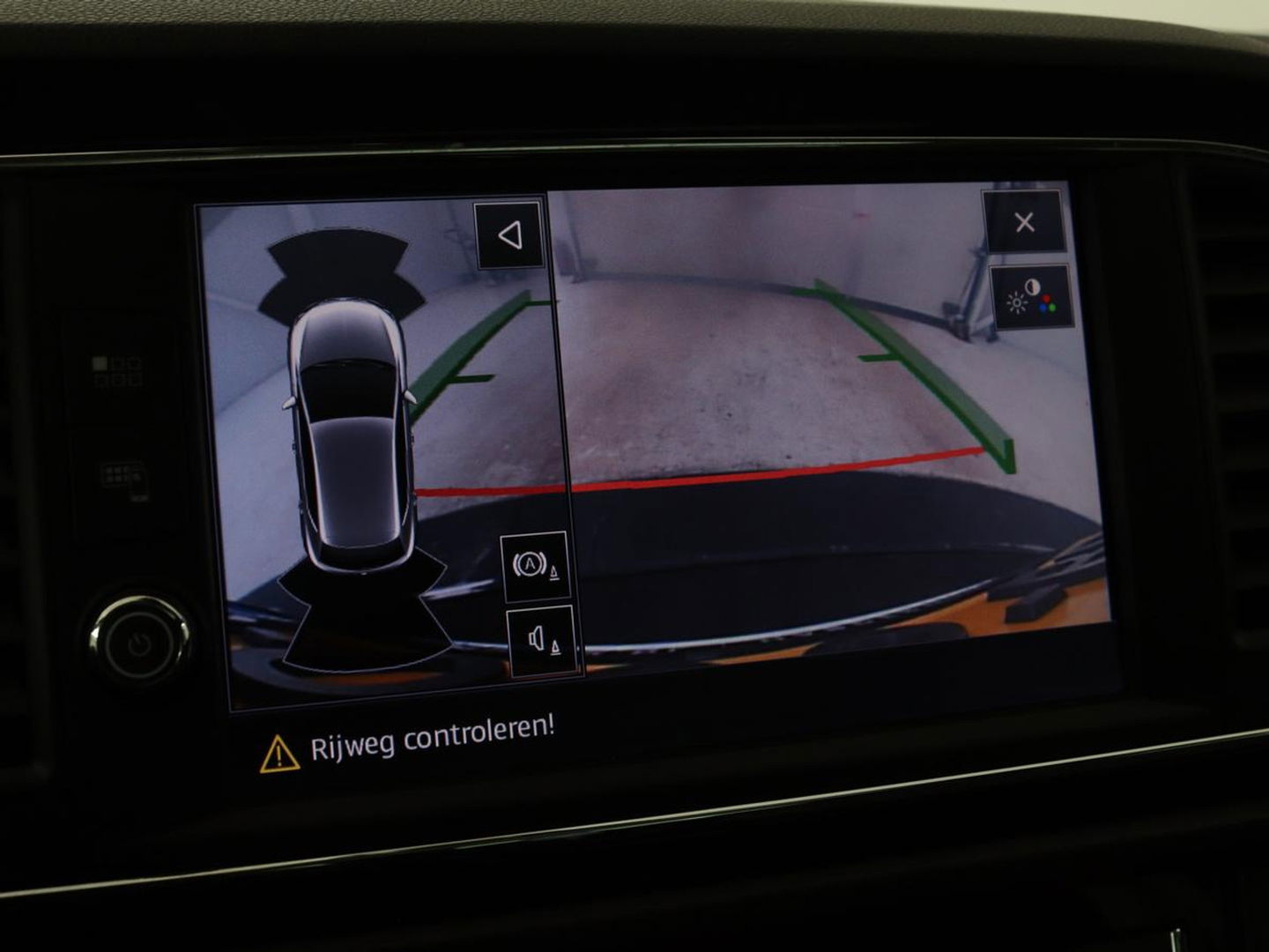 SEAT Leon 2.0 TDI FR | Panoramadak | Virtual Cockpit | Maxton | Stoelverwarming | Adaptive cruise | Camera | Carplay | Sfeerverlichting | Full LED