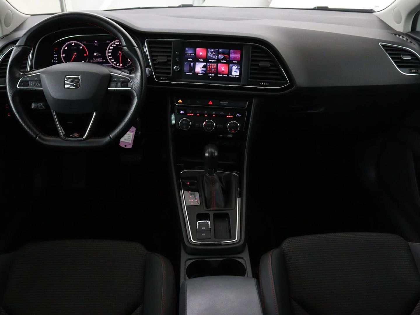 SEAT Leon 2.0 TDI FR | Panoramadak | Virtual Cockpit | Maxton | Stoelverwarming | Adaptive cruise | Camera | Carplay | Sfeerverlichting | Full LED