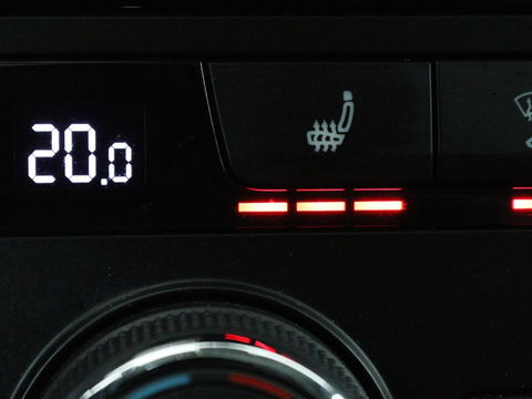 SEAT Leon 2.0 TDI FR | Panoramadak | Virtual Cockpit | Maxton | Stoelverwarming | Adaptive cruise | Camera | Carplay | Sfeerverlichting | Full LED