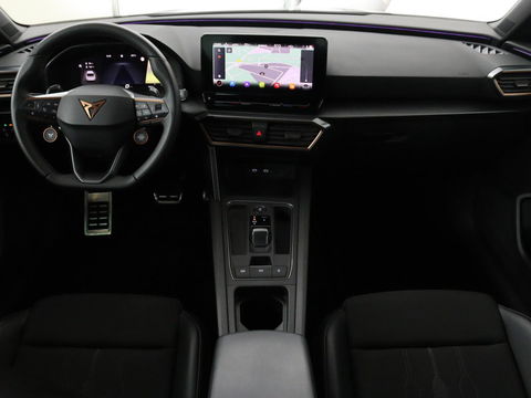 CUPRA Leon 1.4 e-Hybrid VZ Performance | Stoel & Stuurverwarming | Adaptive cruise | Carplay | Camera | Memory | Sportstoelen | Full LED